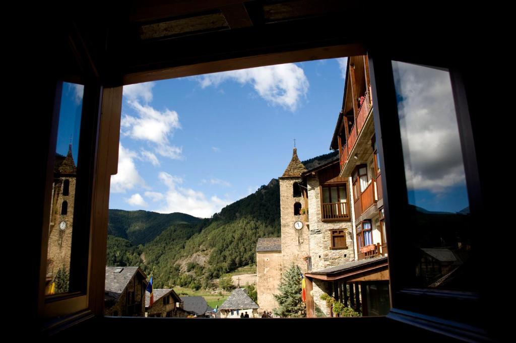 Hotel Santa Barbara De La Vall D'Ordino Rum bild